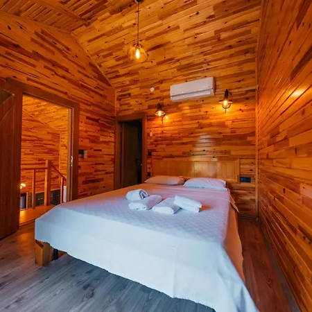 Bed & Breakfast Grandwooden Deluxe Sapanca